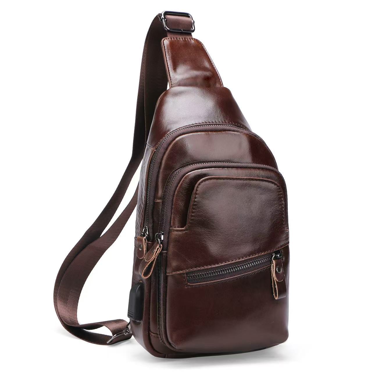 メンズ トップグレイン カウハイド チェストバッグ - アク - Luxury Lifestyle Pack のレビューと価格